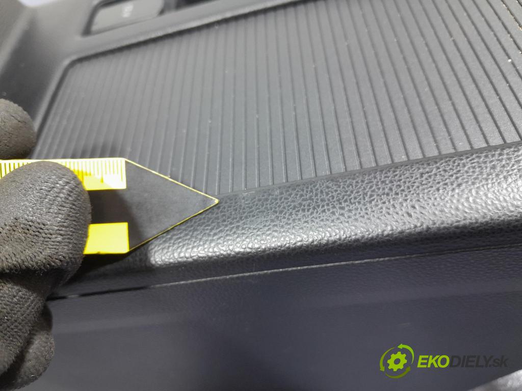 Vw Passat 2021 Tunel: Střední: