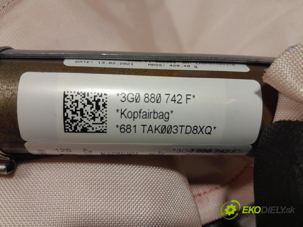 Vw Passat 2021 kokpit,přistrojova deska