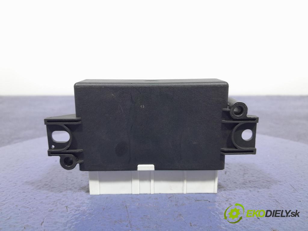 Vw Passat 2021 snímač / řídící jednotka PDC 5QA919294J