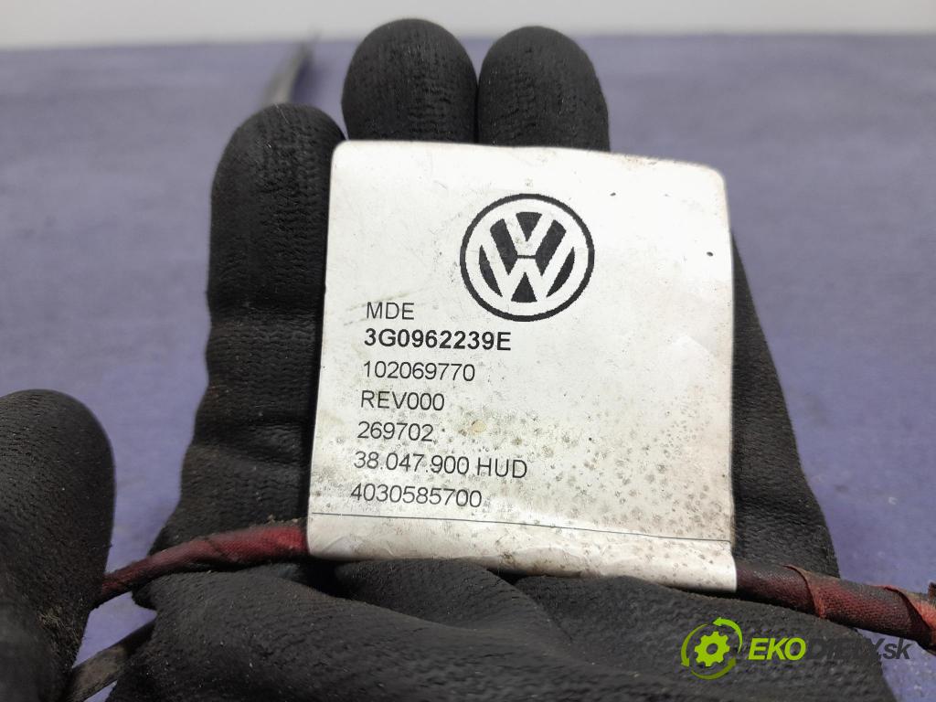 Vw Passat 2021 snímač 3G0962239E