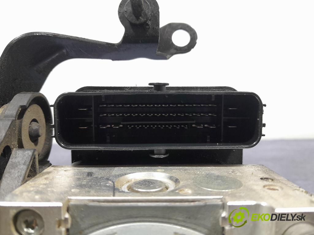 Vw Passat 2021 čerpadlo ABS x 5Q0614517GD