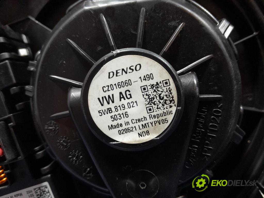 Vw Passat 2021 radiátor 5WB816001