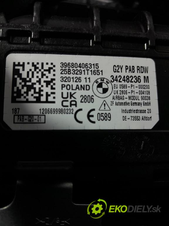 Bmw M4 2025 kokpit,přistrojova deska