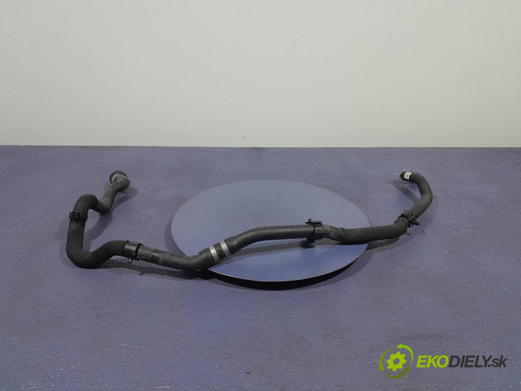 Bmw M4 2025 trubka Chladič: 8088929