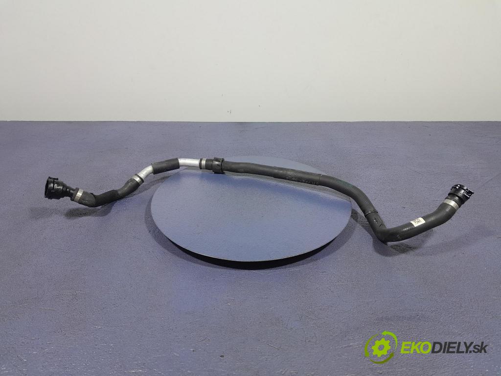 Bmw M4 2025 trubka Chladič: 8088927