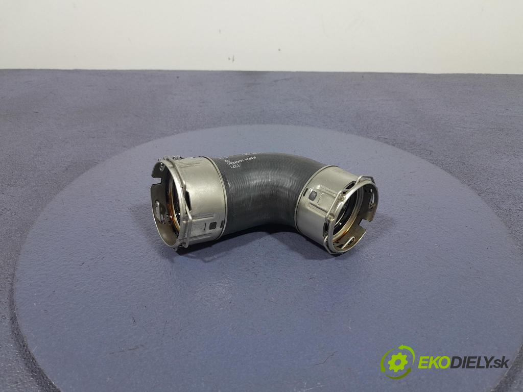 Bmw M4 2025 trubka Vzduch: 8054840