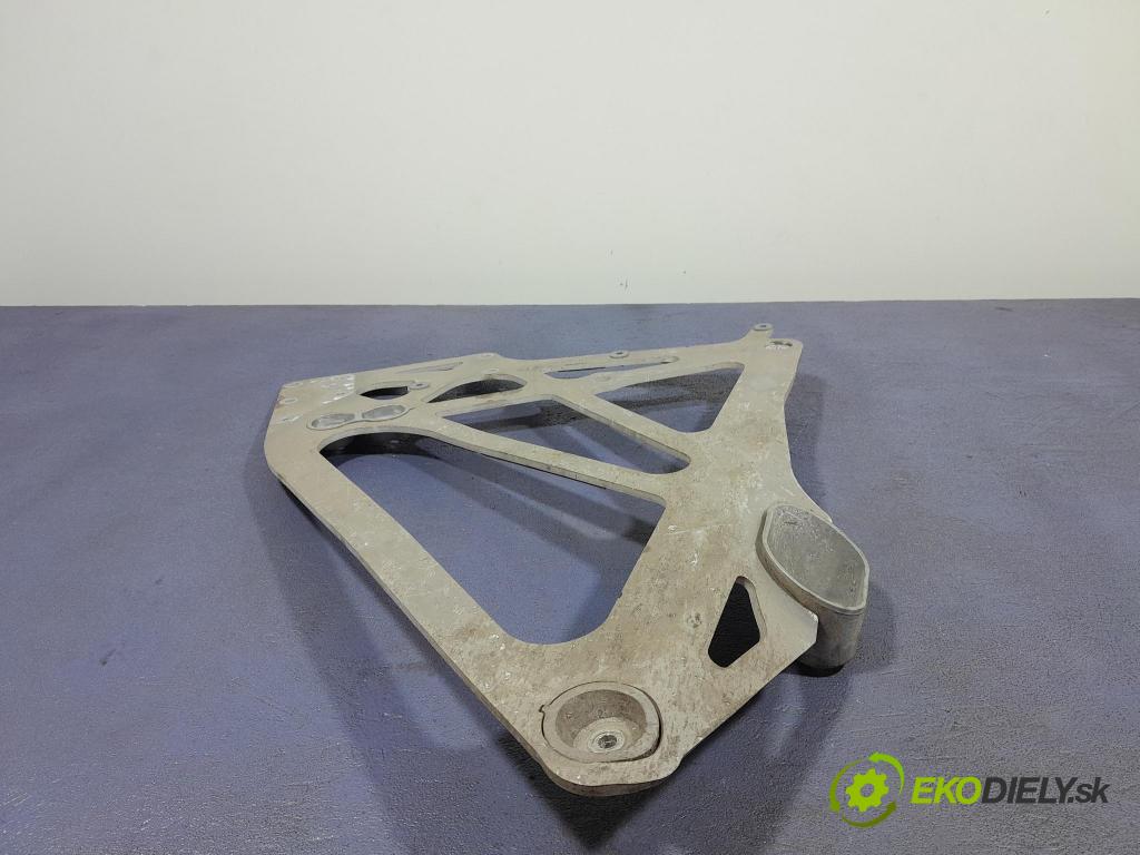 Bmw M4 2025 kryt Motor: 9504173