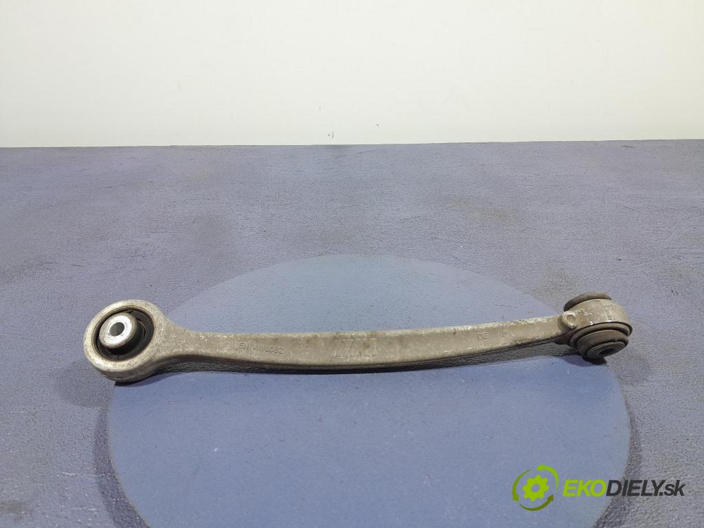 Bmw M4 2025 zad v pravo: 2284534