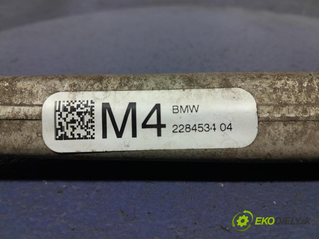 Bmw M4 2025 zad Vľavo: 2284534