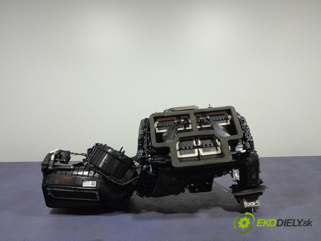 Bmw M4 2025 radiator 7949741