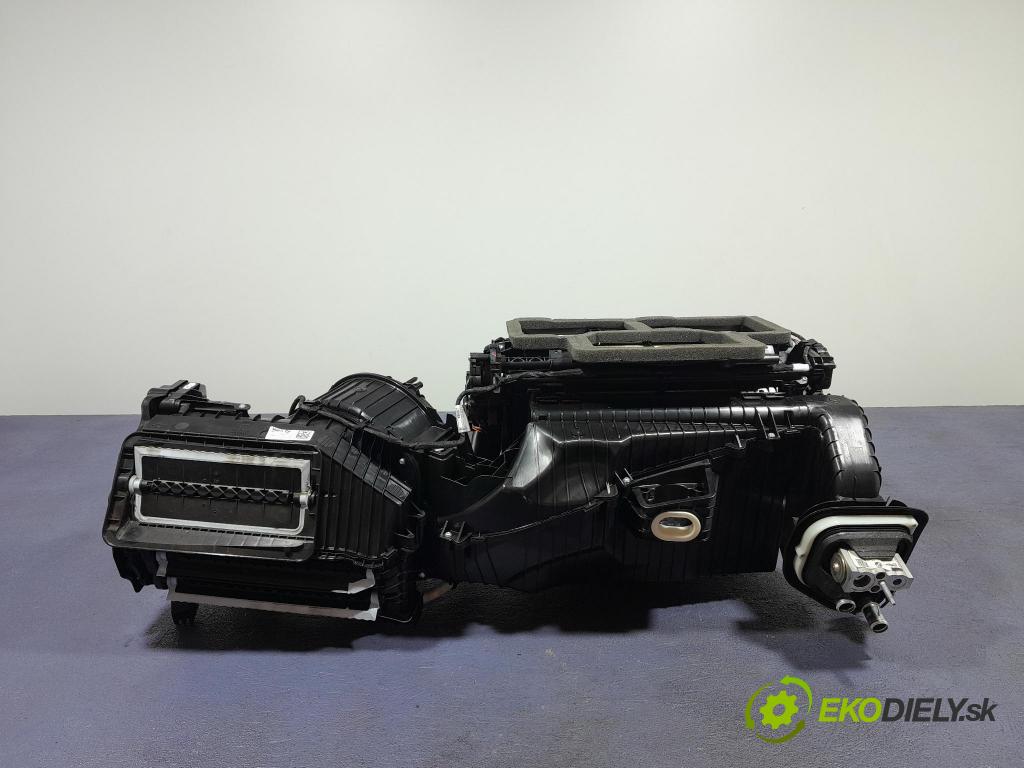 Bmw M4 2025 radiator 7949741