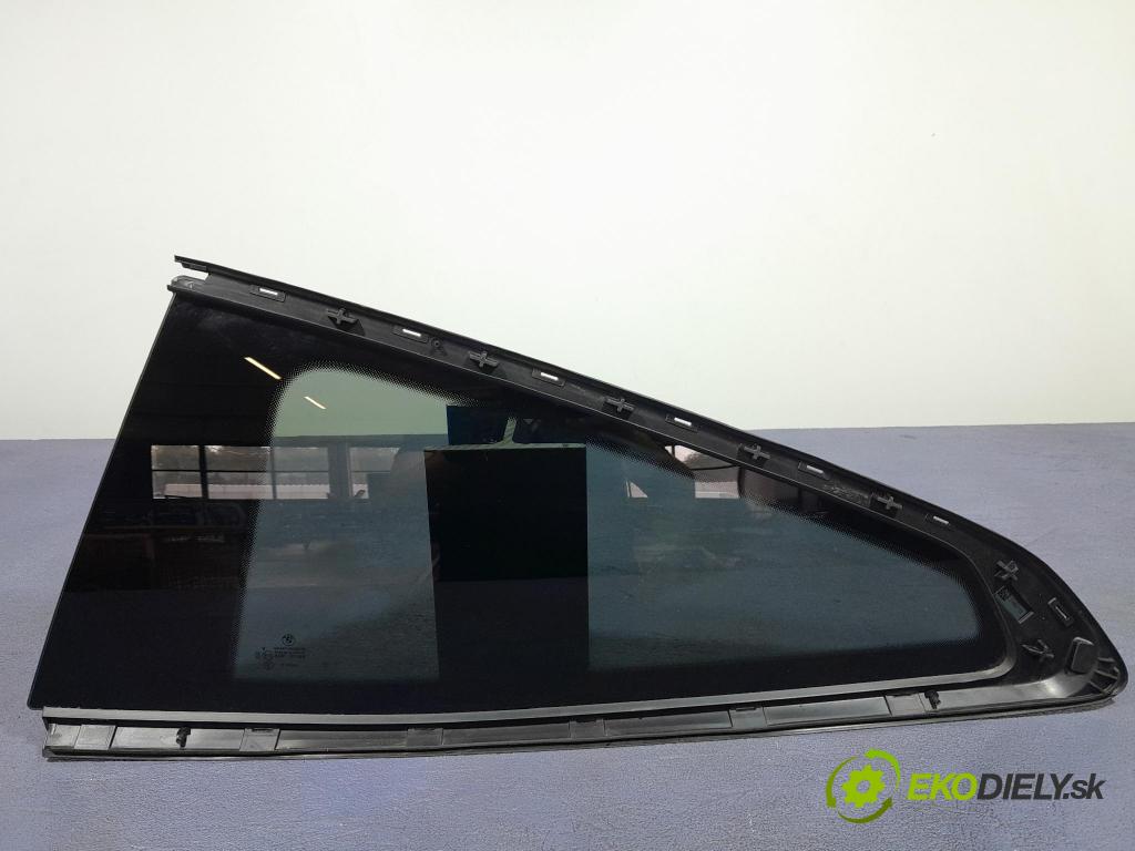 Bmw M4 2025 sklo Karosérie: Zad: