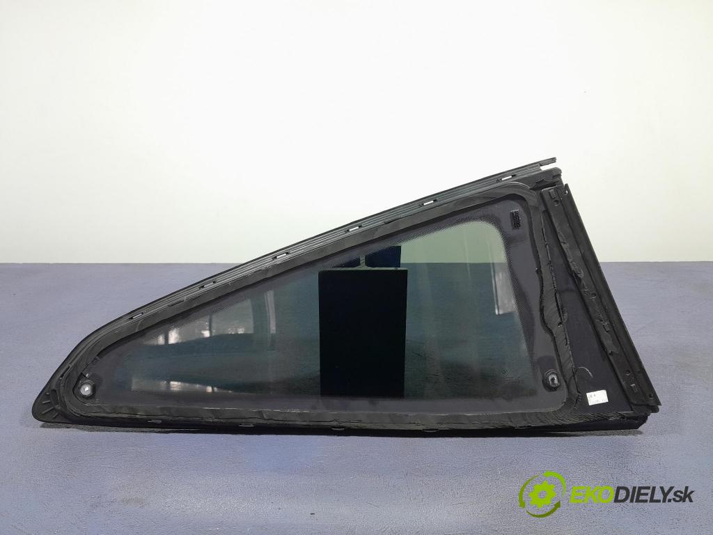 Bmw M4 2025 sklo Karosérie: Zad: 
