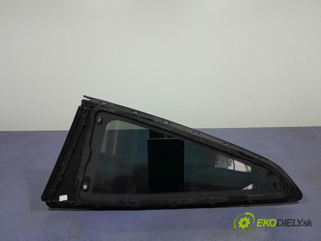 Bmw M4 2025 sklo Karosérie: Zad: 