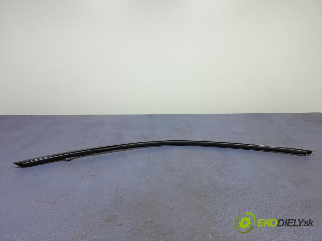 Bmw M4 2025 lišta Dekoratívne: 7482753
