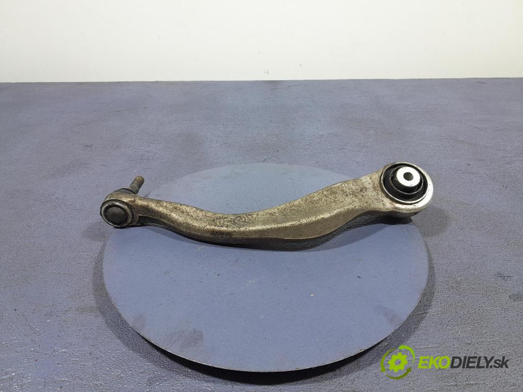 Bmw M4 2025 Predné v pravo: 8095654