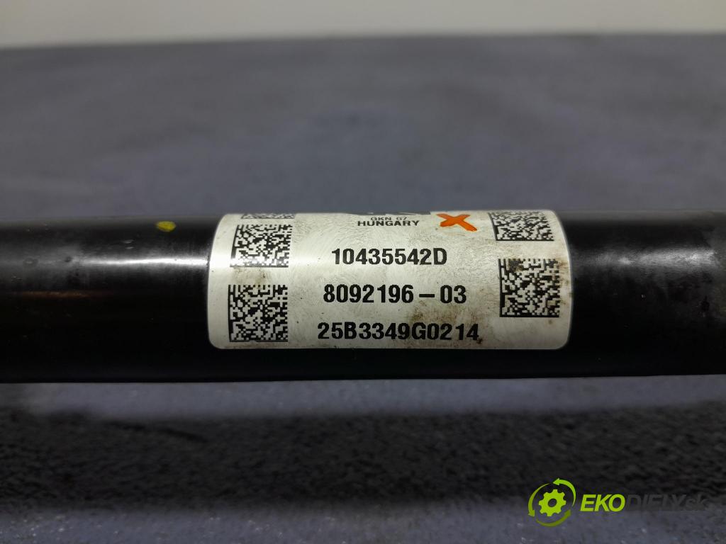 Bmw M4 2025 poloos Prava: Predné 8092196