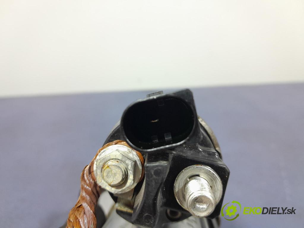 Bmw M4 2025 štartér 8671505