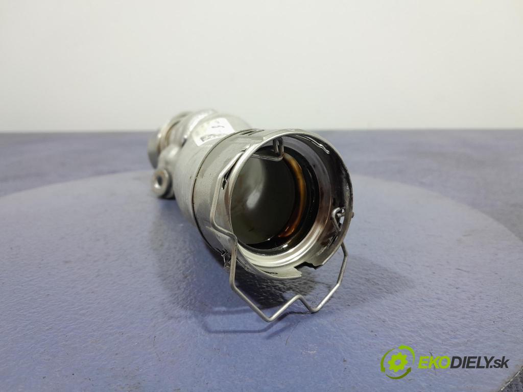 Bmw M4 2025 rúrka Vzduch: 8054841