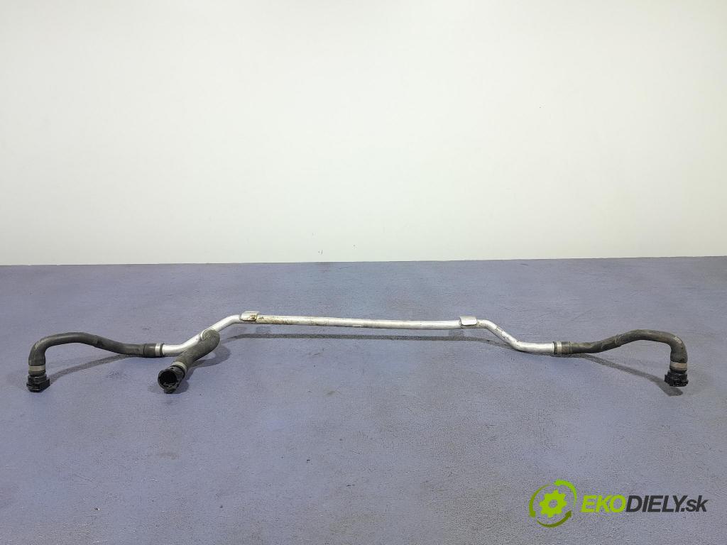 Bmw M4 2025 rúrka Chladič: 8088989
