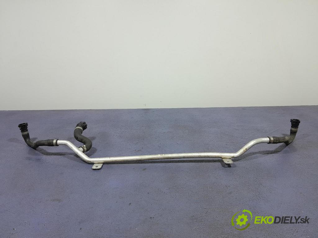 Bmw M4 2025 rúrka Chladič: 8088989