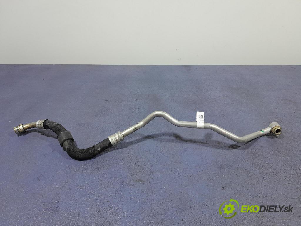 Bmw M4 2025 rúrka Chladič: 8848388