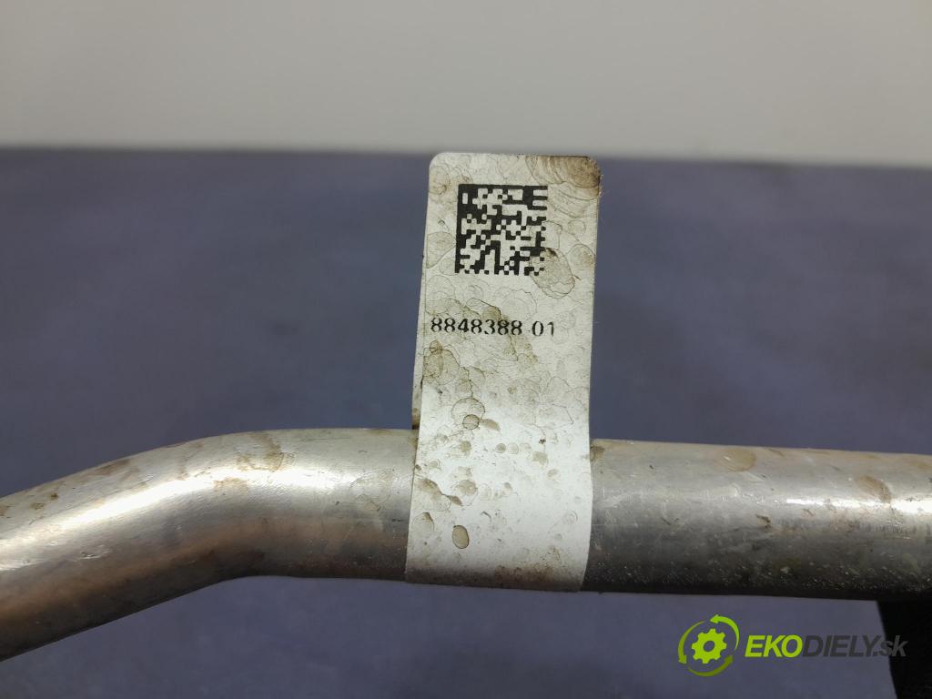 Bmw M4 2025 rúrka Chladič: 8848388