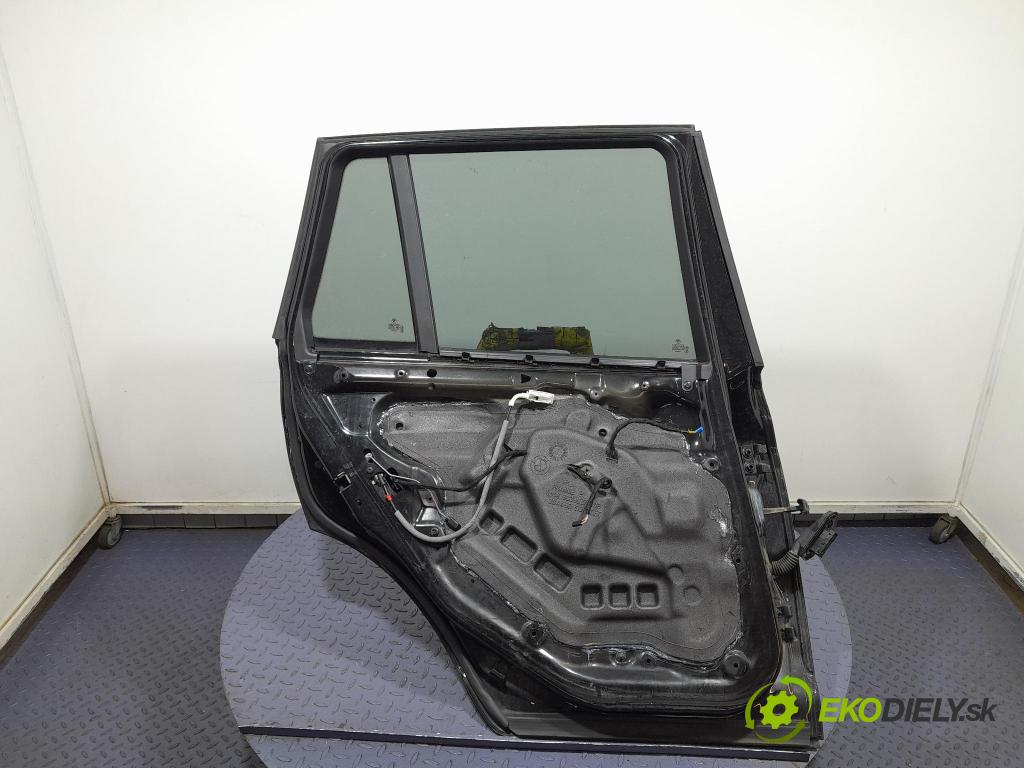 Bmw X3 2005 dvere zad Vľavo: 