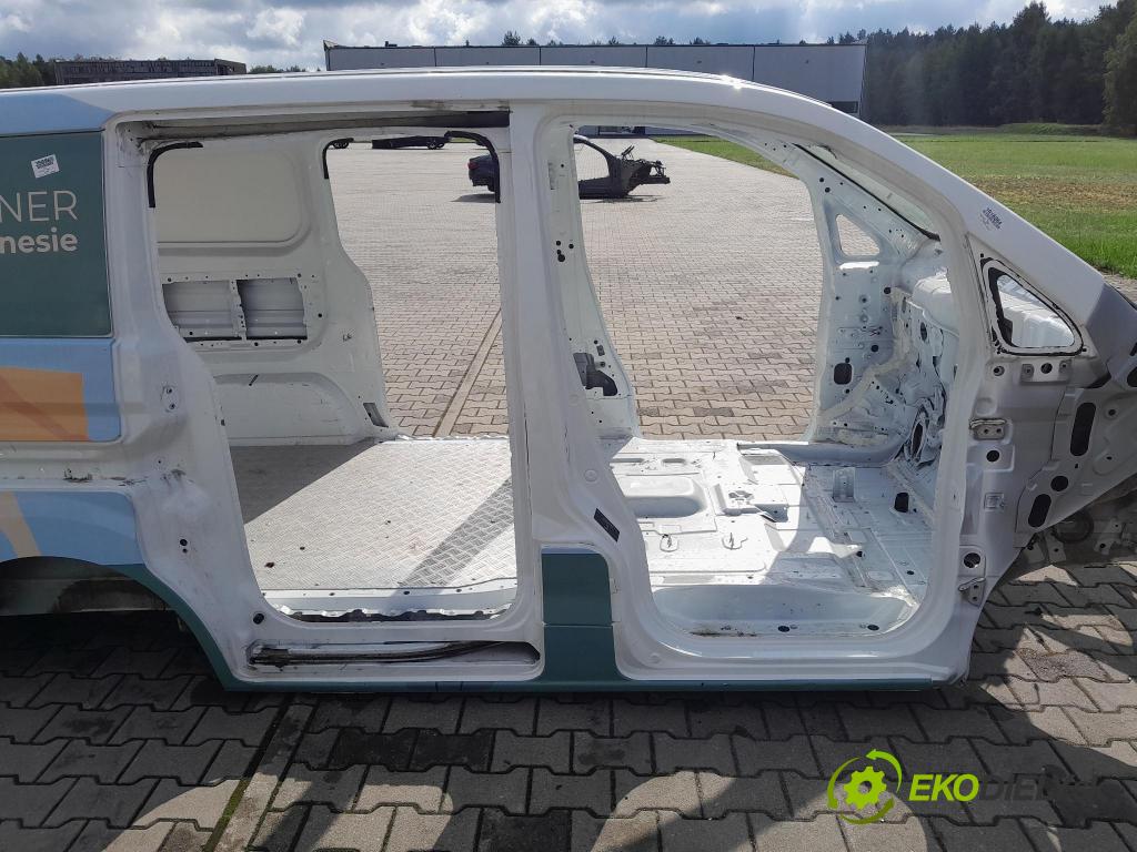Byd Etp3 2022 Boční v pravo: