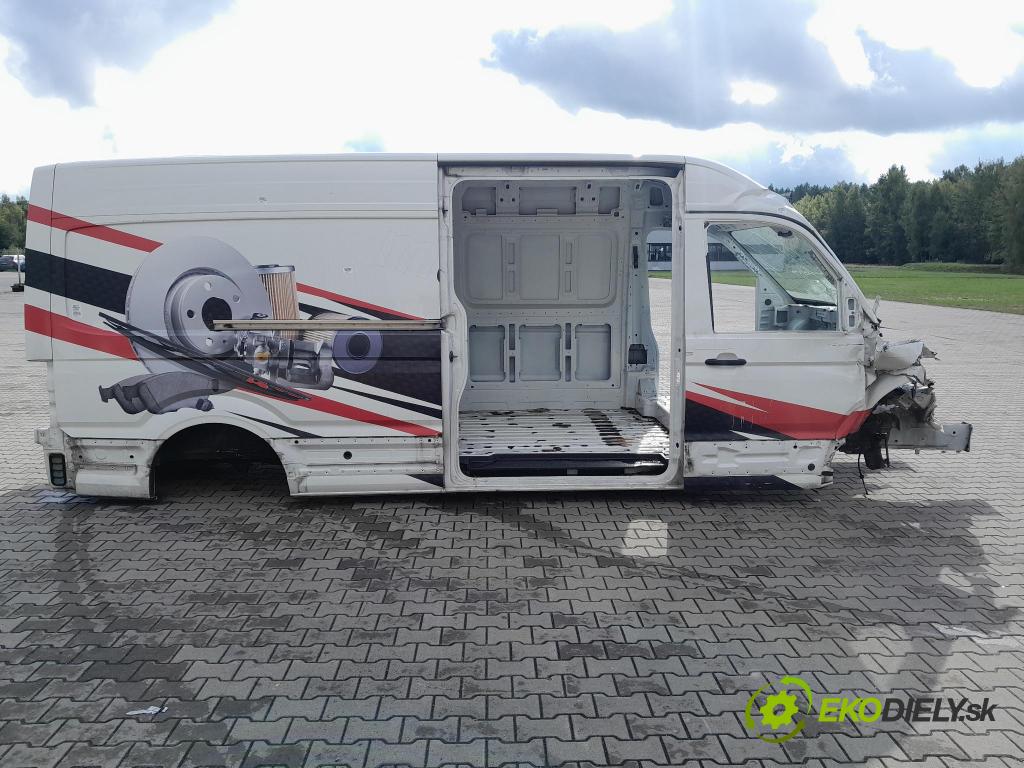Vw Crafter 2023 Strana: v pravo: