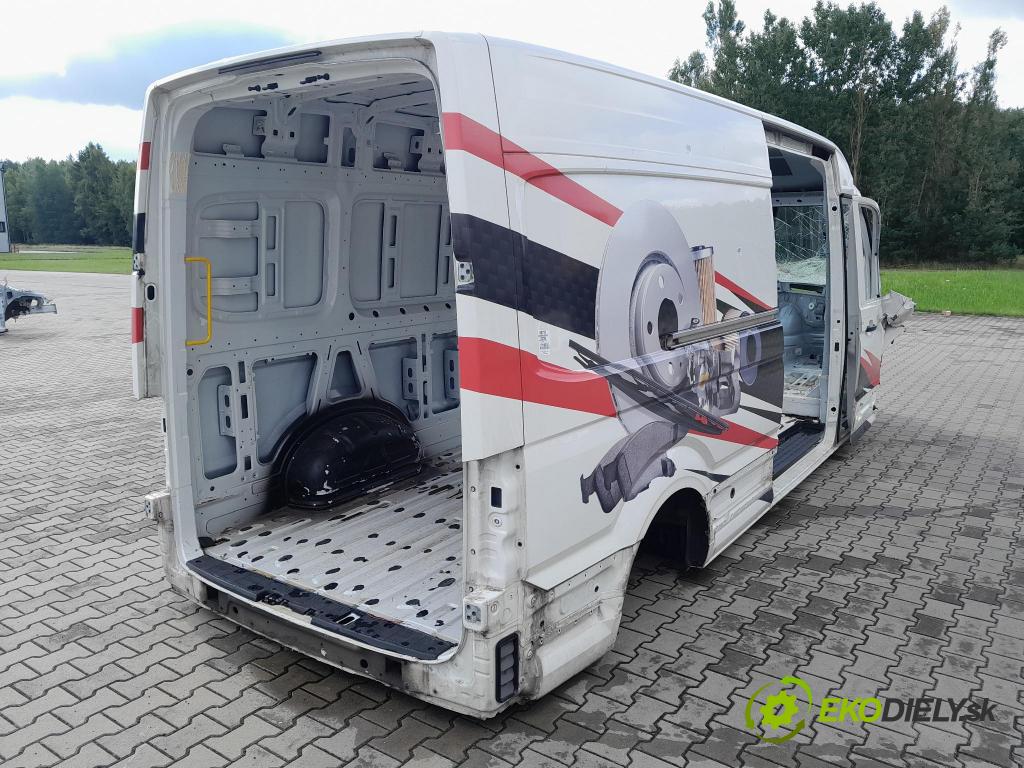 Vw Crafter 2023 Strana: v pravo: