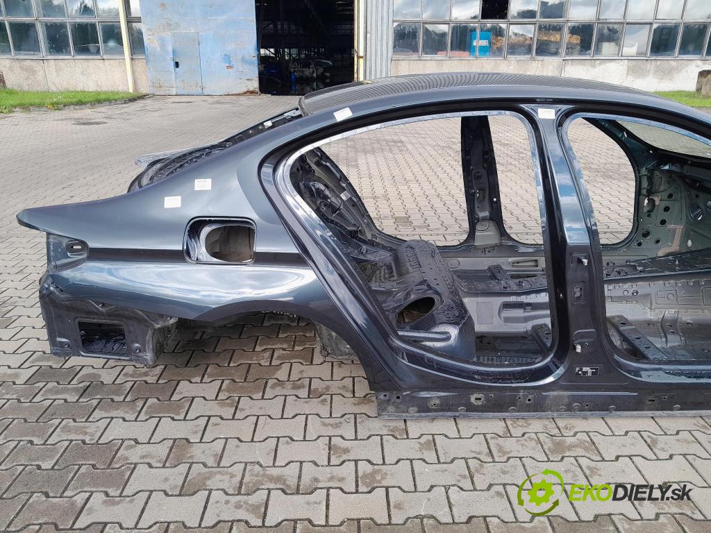 Bmw M5 2018 zad