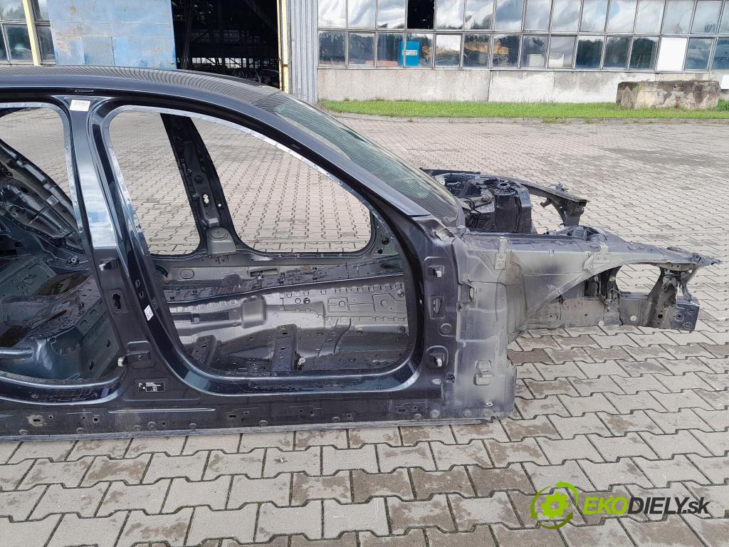 Bmw M5 2018 zad