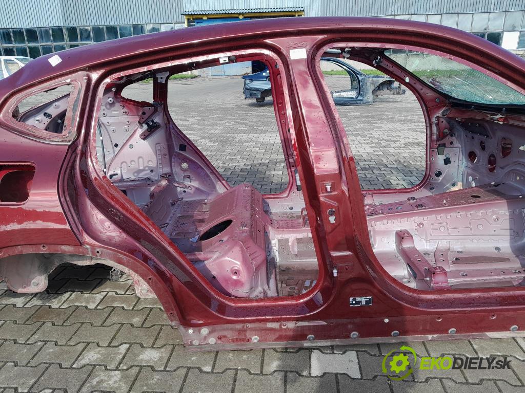 Bmw X4 2023 Práh: v pravo:
