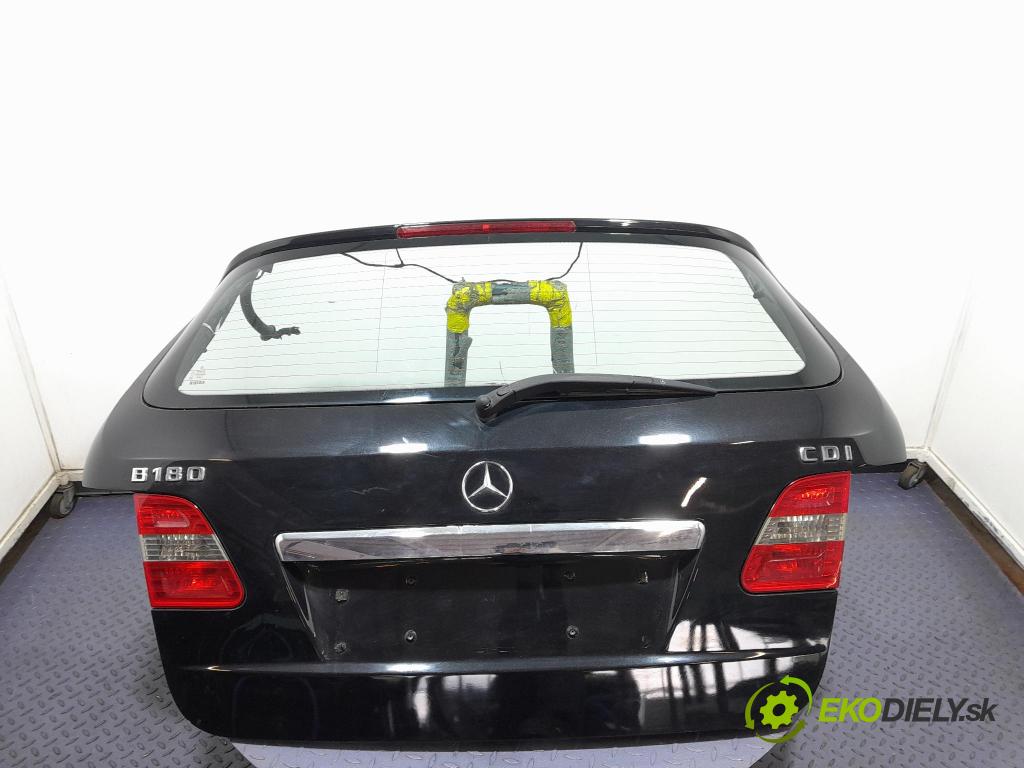 Mercedes B-klasa 2009 zadní dveře kufra: kufr