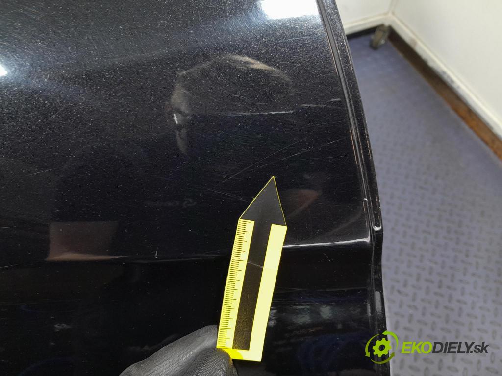 Mercedes B-klasa 2009 dvere zad pravé