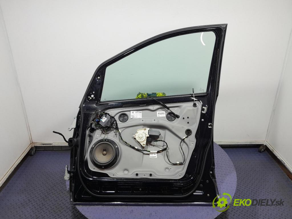 Mercedes B-klasa 2009 dveře před prave 