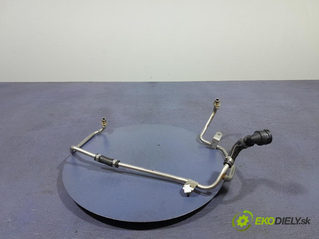Bmw M4 2025 rúrka Chladič: 8746394