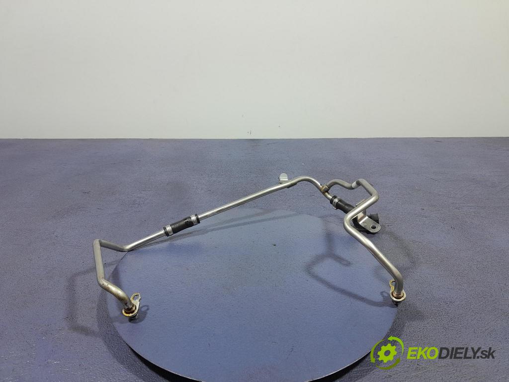 Bmw M4 2025 rúrka Chladič: 8746394