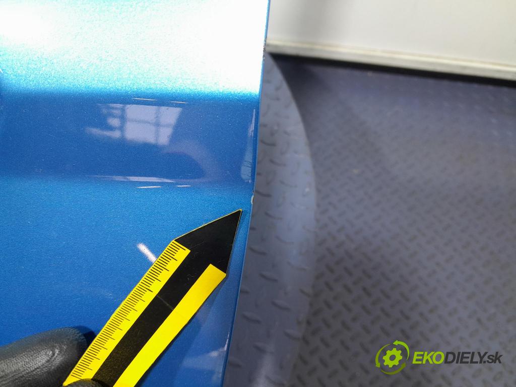 Ford Fiesta 2009 dvere Predné Vľavo:
