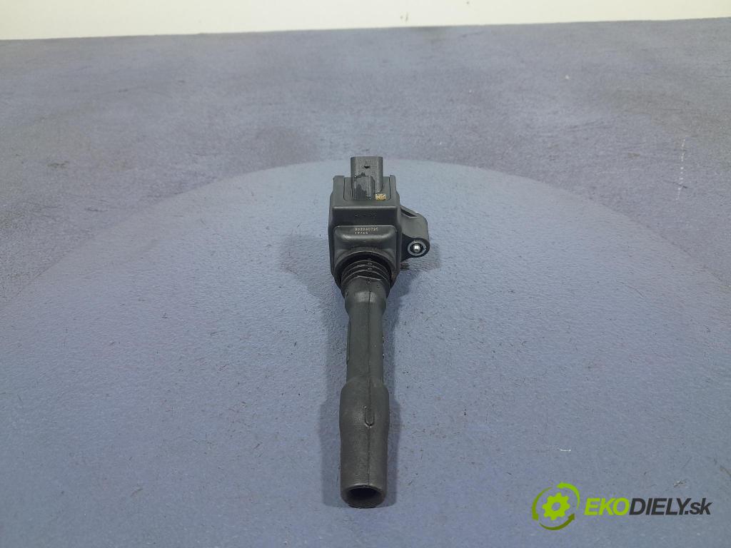 Bmw M4 2025 cievka Zapaľovanie: 8689375