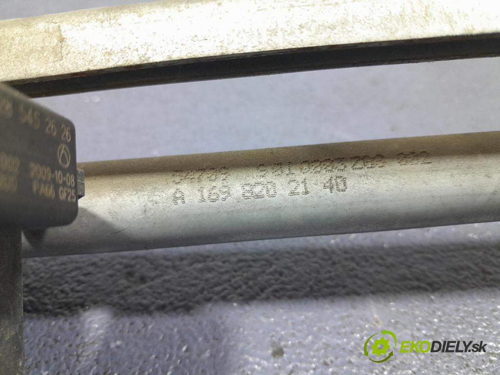 Mercedes B-klasa 2009 mechanismus motorek Stěrače: před A1698202140