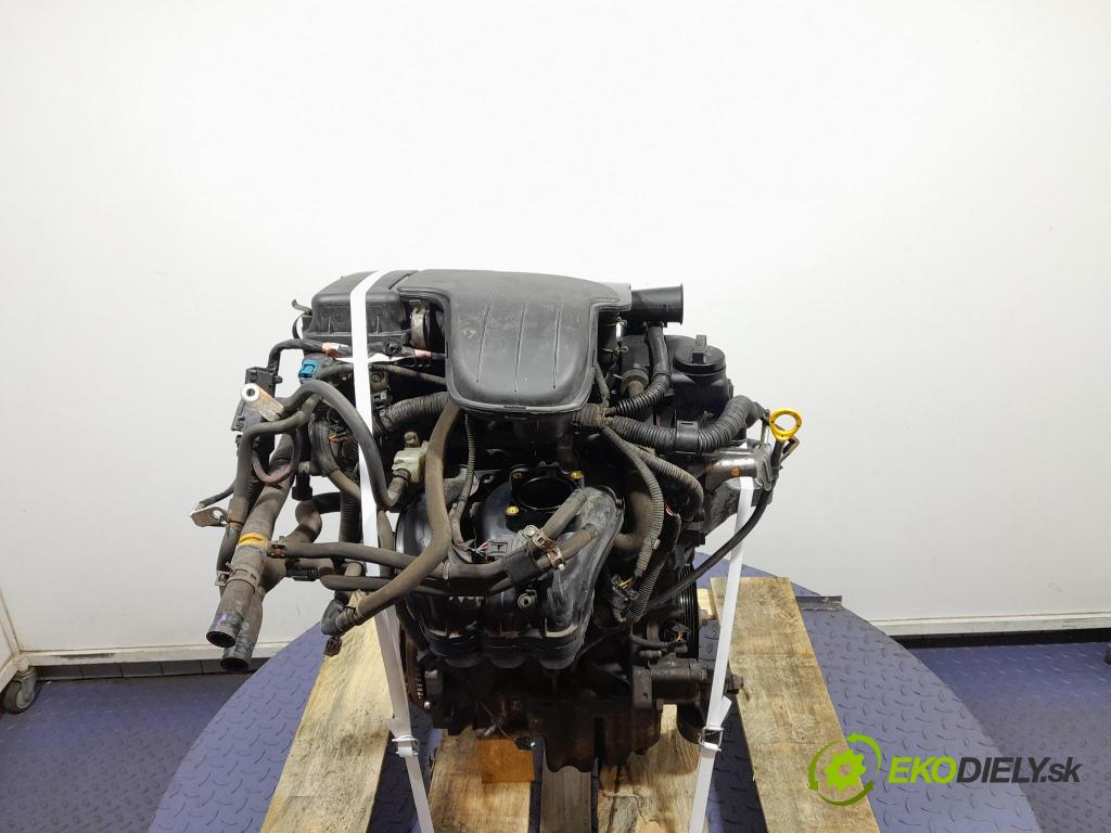 Toyota Yaris 2012 motor Benzín: 1KR