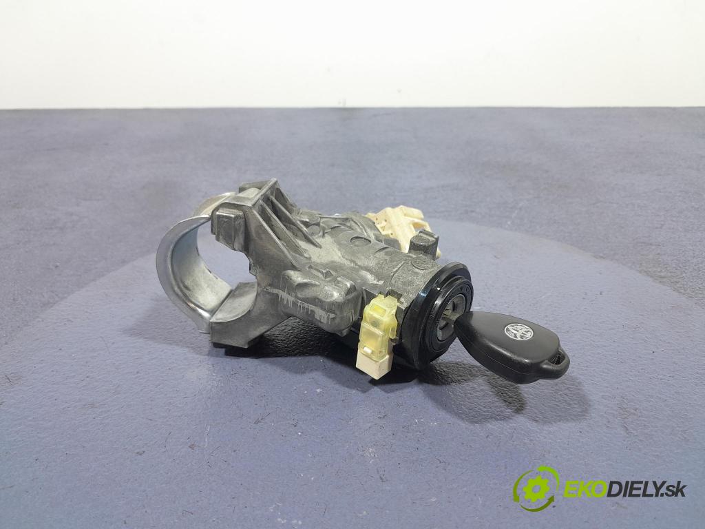 Toyota Yaris 2012 Spínač zapalování. 89783-0D050