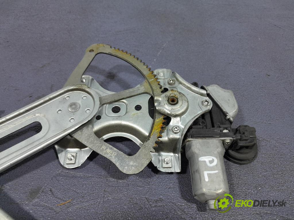 Toyota Yaris 2012 mechanizmus okna Okná: Predné Vľavo: