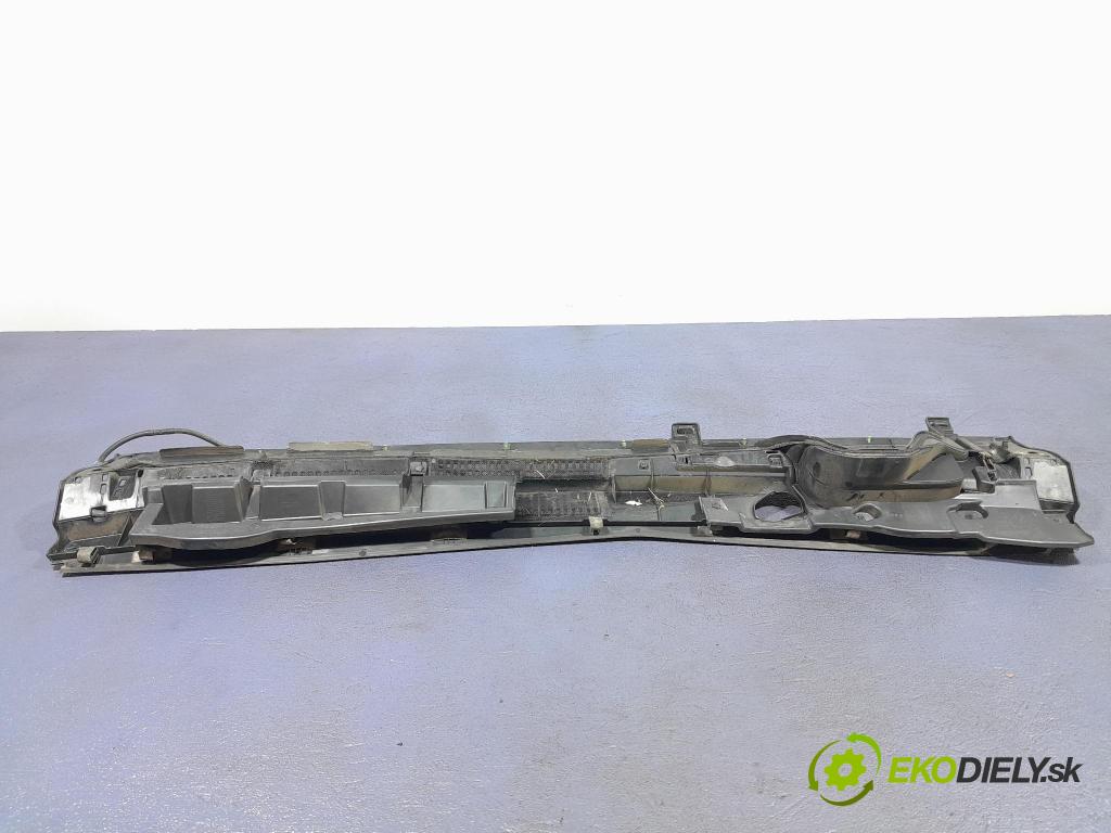 Toyota Yaris 2012 torpédo 55752-0D040