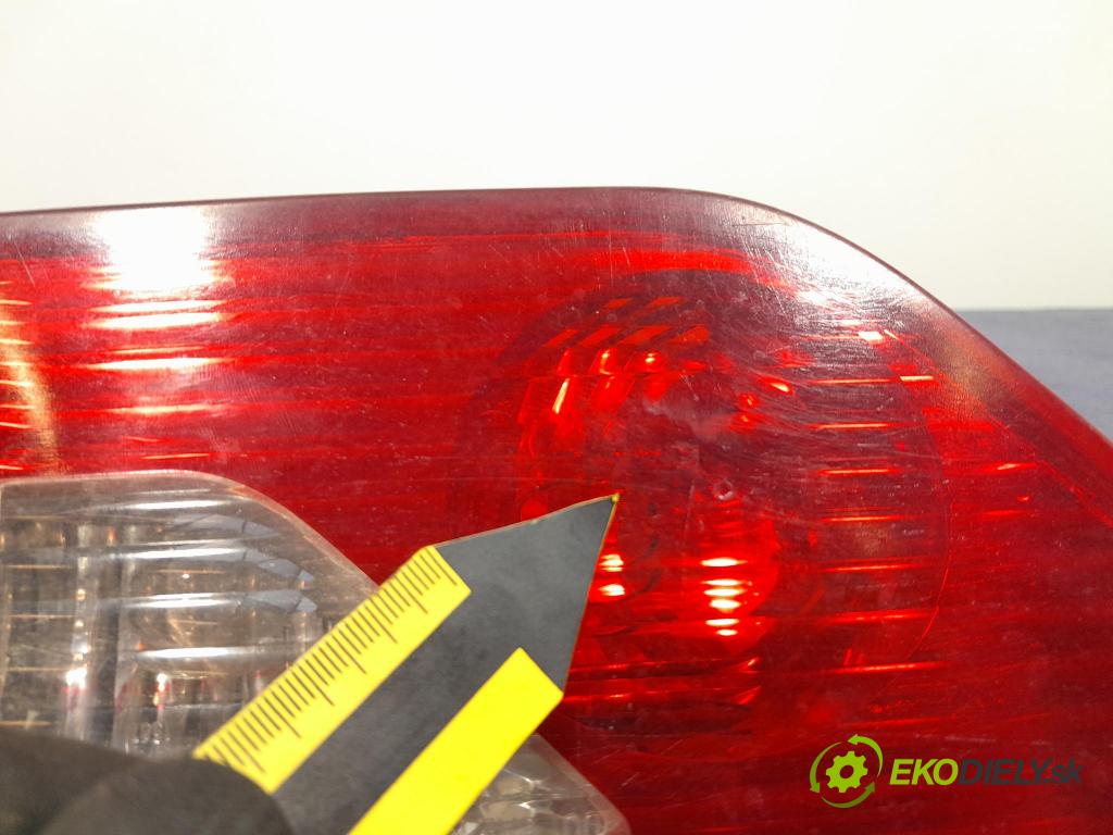 Bmw X3 2005 svetlo / reflektor zad Prava: Vnútri: 3420205