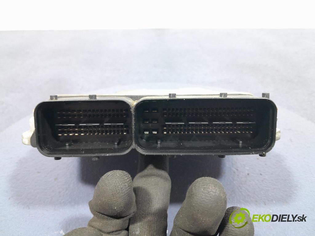 Seat Altea 2005 riadiaca jednotka Motor: 06F906056BA
