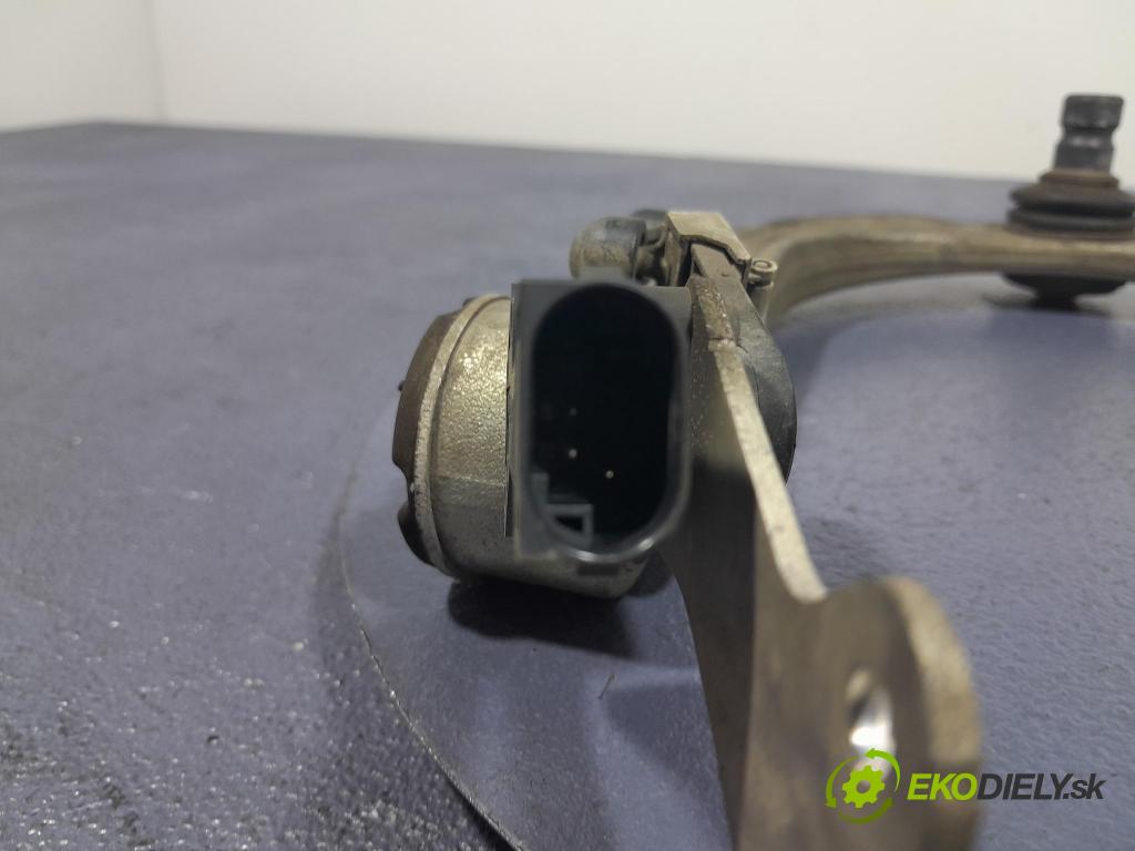 Bmw Seria 7 2023 Predné v pravo: 8833030
