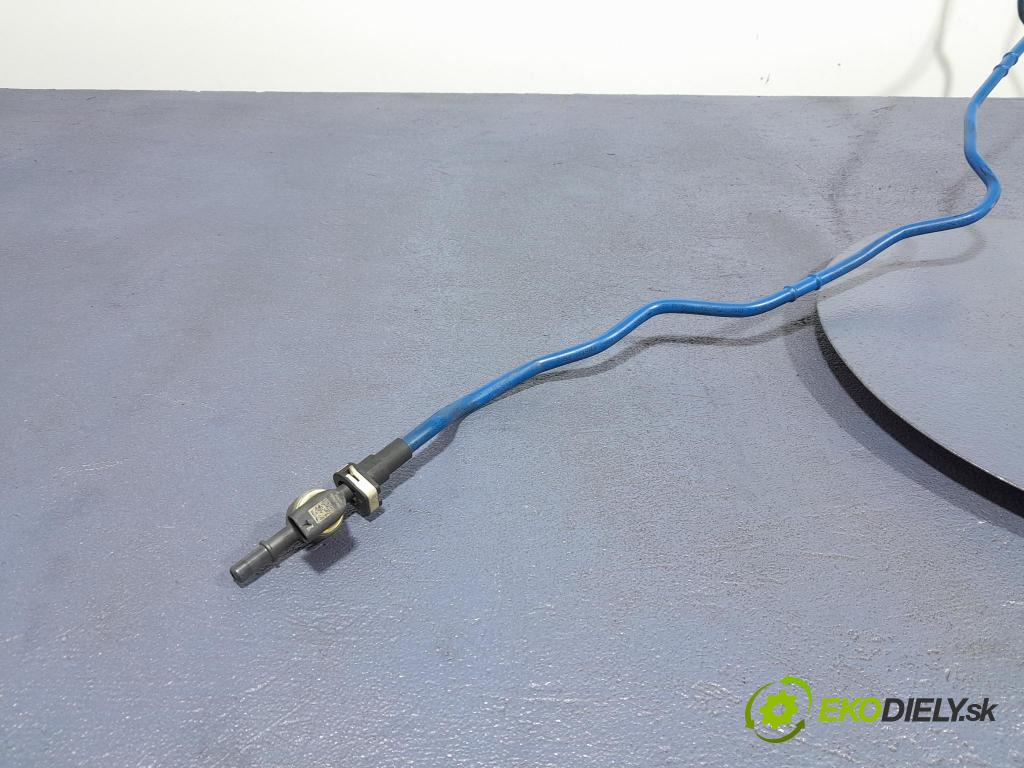 Bmw Seria 7 2023 rúrka paliva 7562200